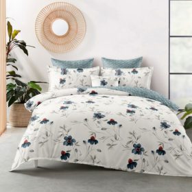   Jussi 6 részes Flanel ágyneműhuzat garnitúra 200 x 220 cm virágmintás