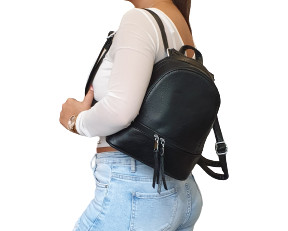 Ildikó fekete női hátizsák kisméretű női táska kétfunkciós