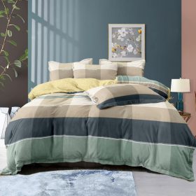   Briella modern kockás ágynemű garnitúra többszínű 3 részes