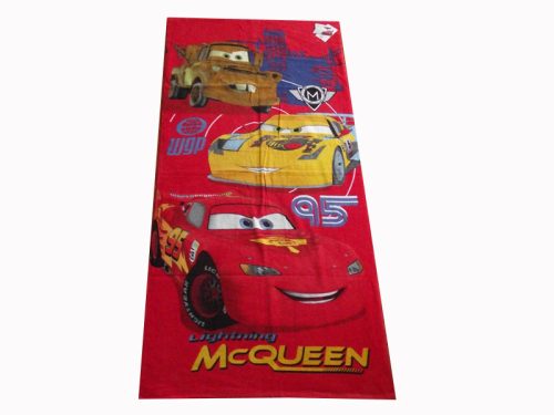 Matuka és Villám McQueen piros Disney törölköző 70x140cm